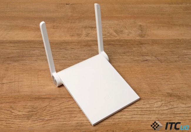 І якщо дивитися на зображення Mini Wifi Router, то складно оцінити його габарити