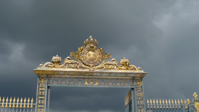 Головні ворота палацу у Версалі