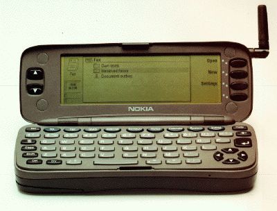 Зараз подібний функціонал мобільного браузера є стандартним, але для 1996 роки можливості Nokia 9000 були унікальні
